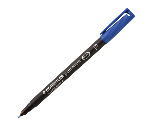 STAEDTLER ปากกาเขียนแผ่นใส ลบไม่ได้ 0.6 มม. น้ำเงิน