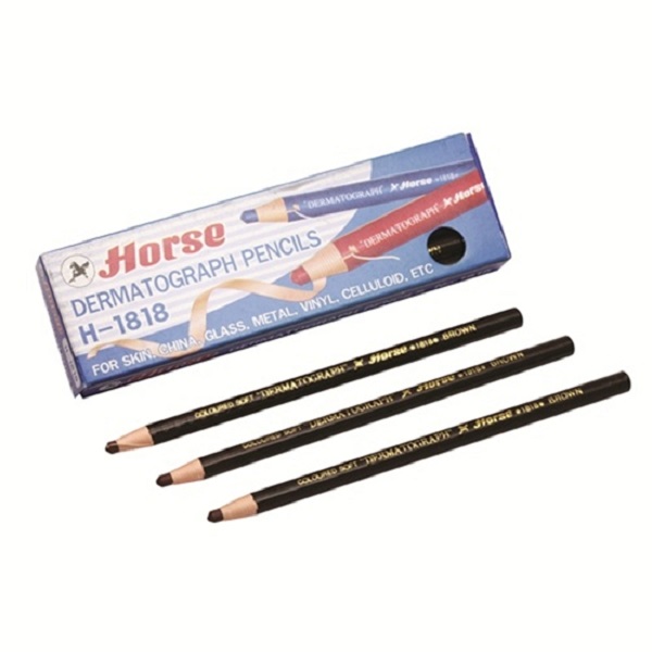 สีน้ำตาล